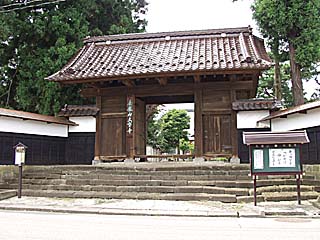 大督寺の門